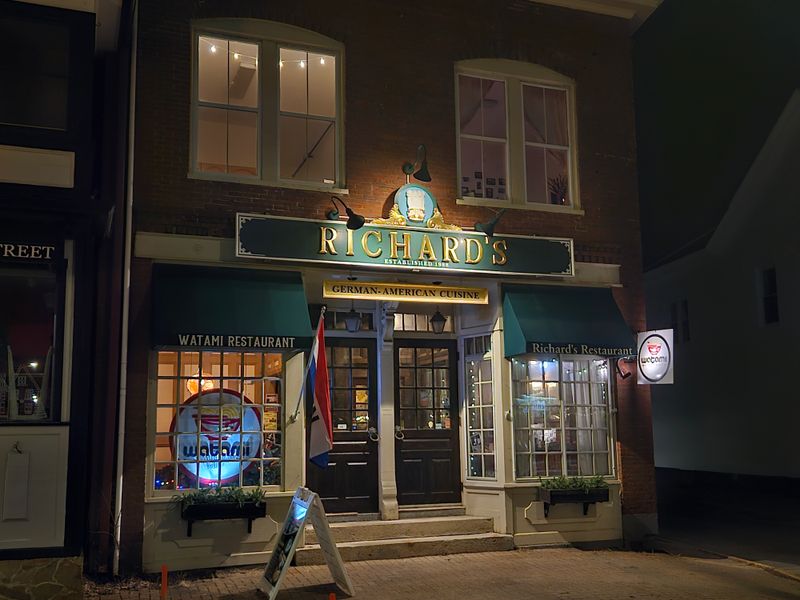 Timing Your Visit and Hours