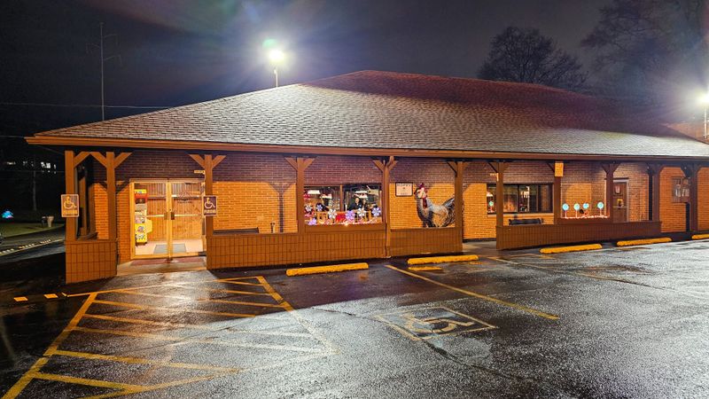 Hopocan Gardens – Norton