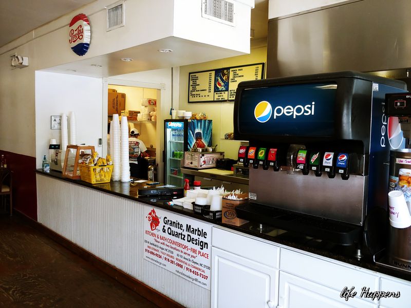 Zack's Char-Grill – Burlington