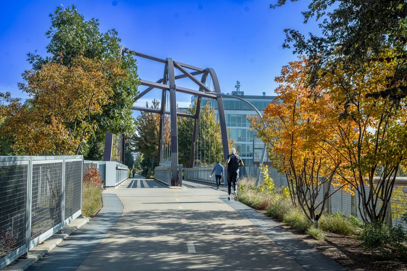 City Vistas And Photo Stops