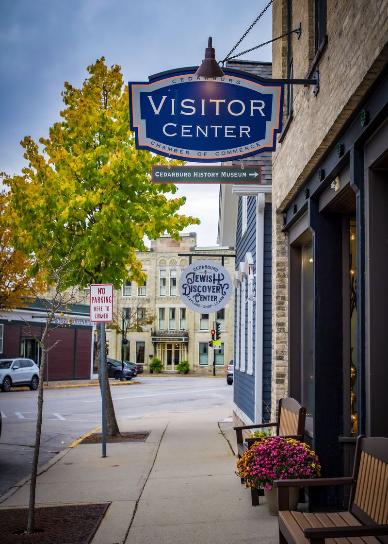 Cedarburg, Wisconsin: Historic district strolling and a visitor center that actually helps