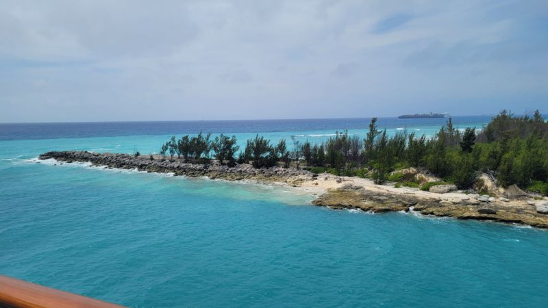 Grand Bahama Island (Freeport), Bahamas (by fast ferry)