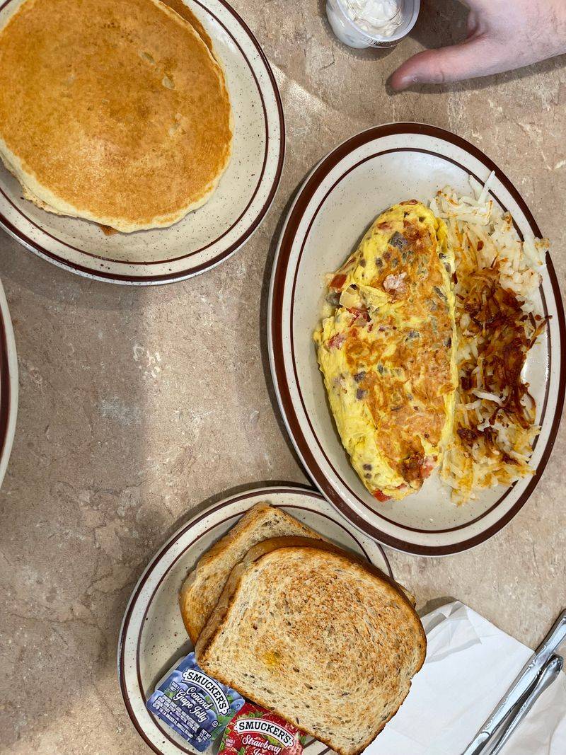 Denver Omelet With Toasted Sourdough