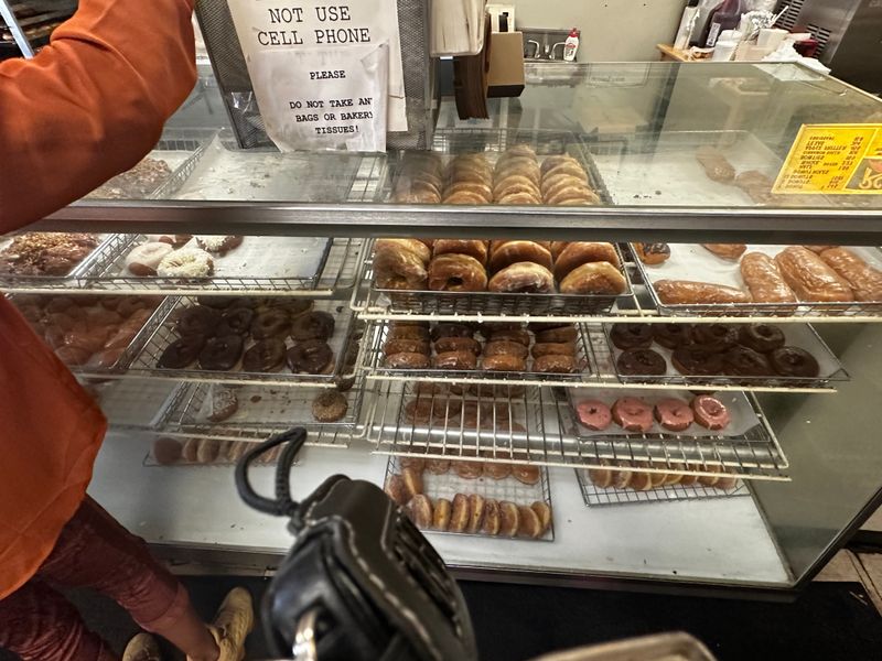 Old Fashioned Donuts – Roseland, Chicago