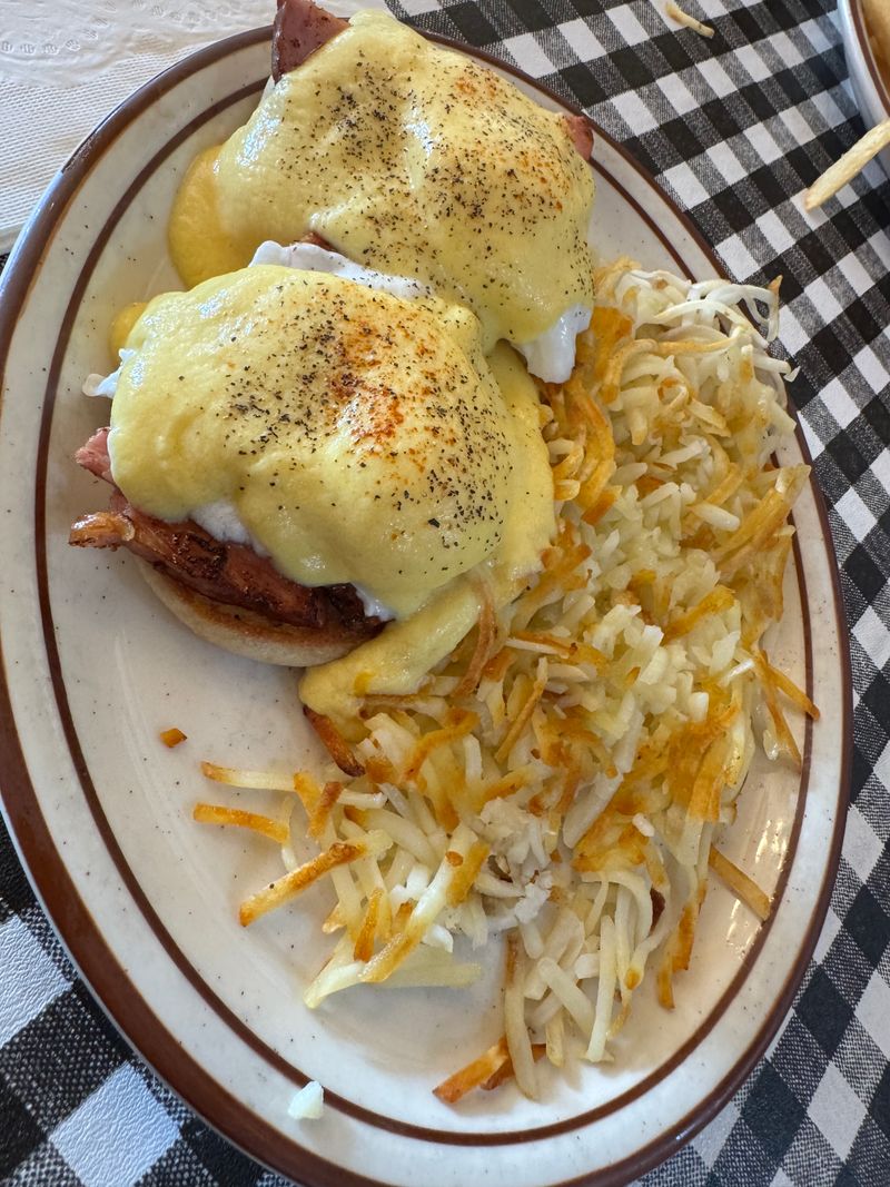 Eggs Benedict Morning Fix