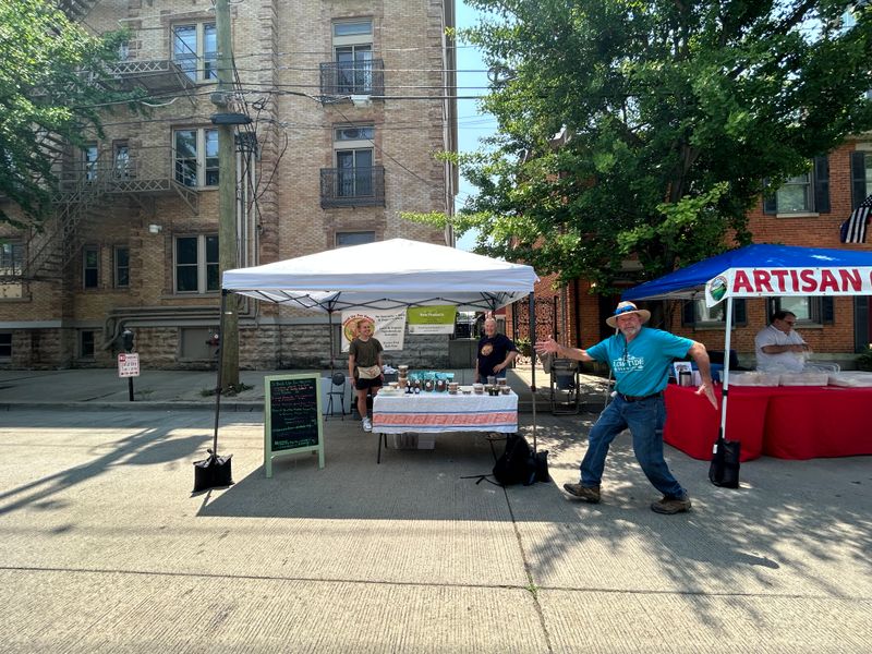 Farmers Market Mornings on 3rd