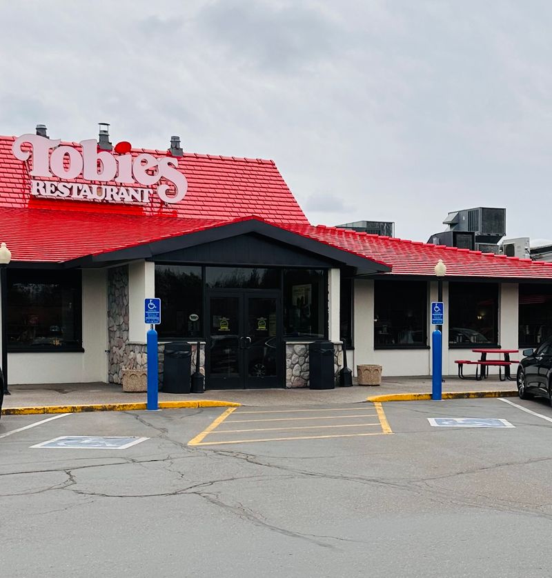 Tobie's Restaurant & Bakery – Hinckley