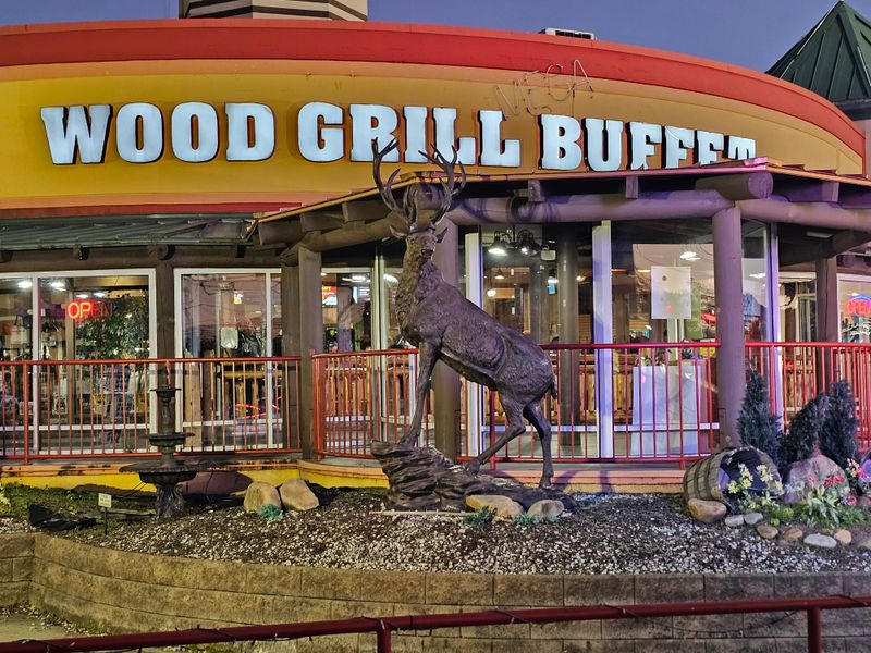 Wood Grill Buffet (Western Sizzlin) — Pigeon Forge, TN