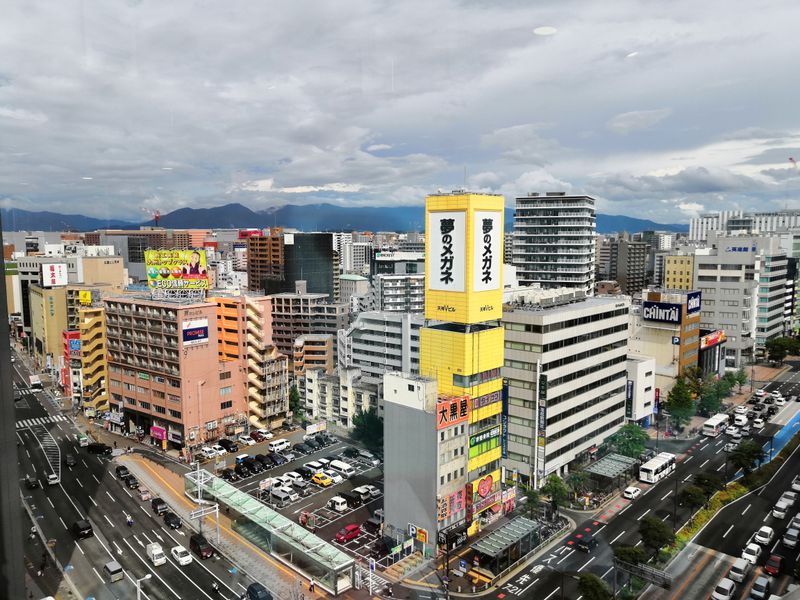 Japan: Courtesy and Etiquette Rules Backed by Fines