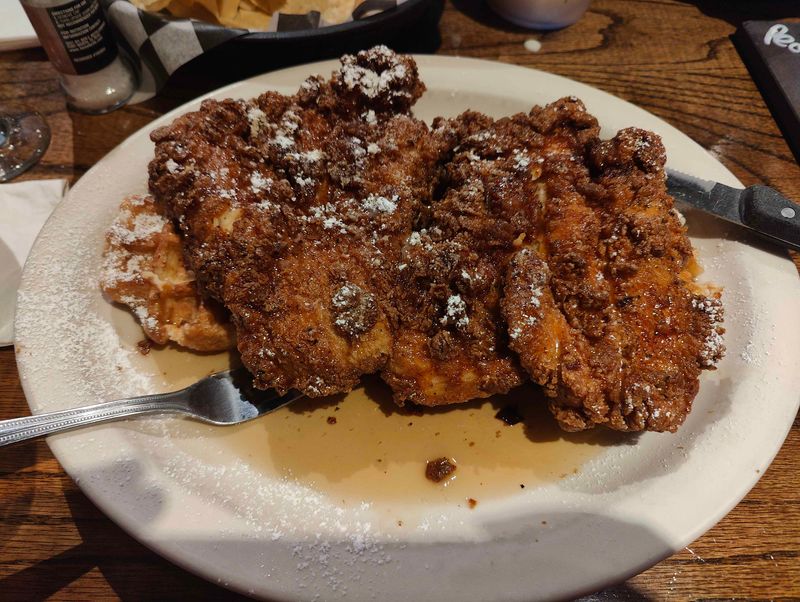 Classic Chicken And Waffles Plate