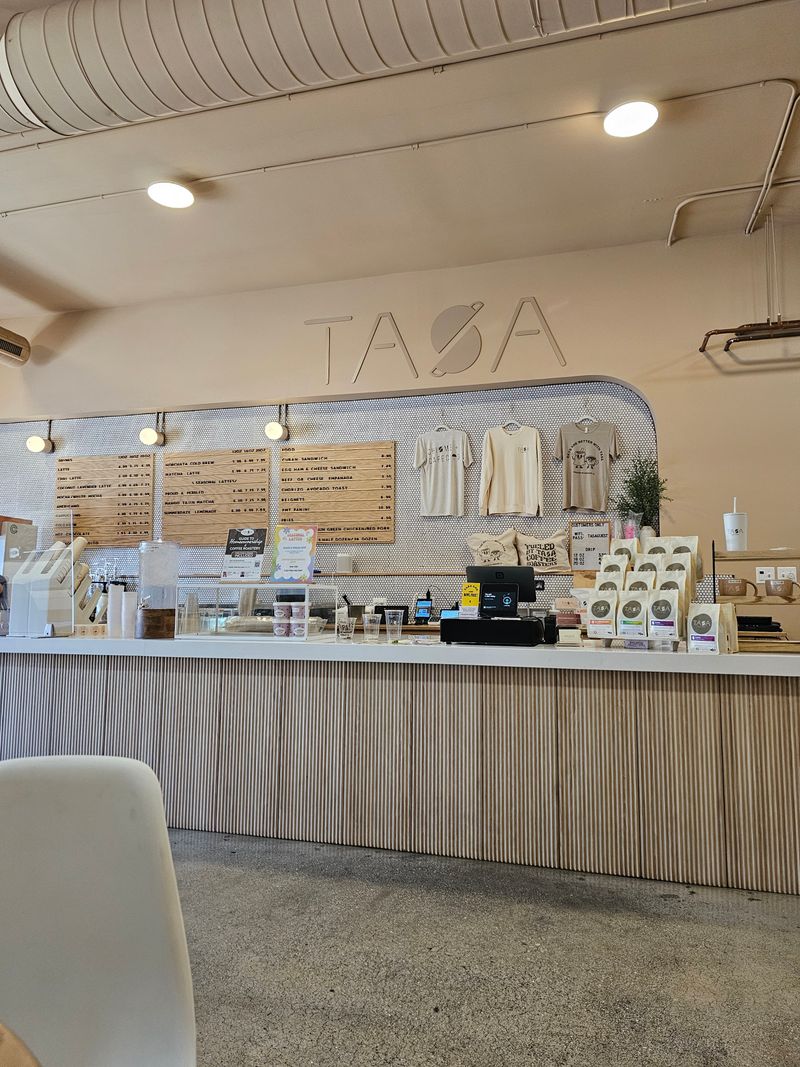 Tasa Coffee Roasters - Chicago, IL