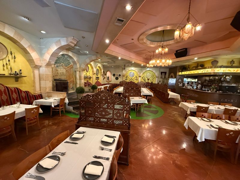 Carousel Restaurant (Glendale & Hollywood)