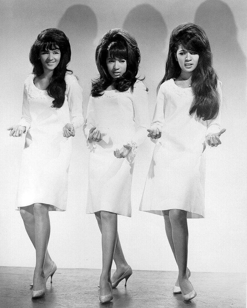 Be My Baby - The Ronettes (1963)
