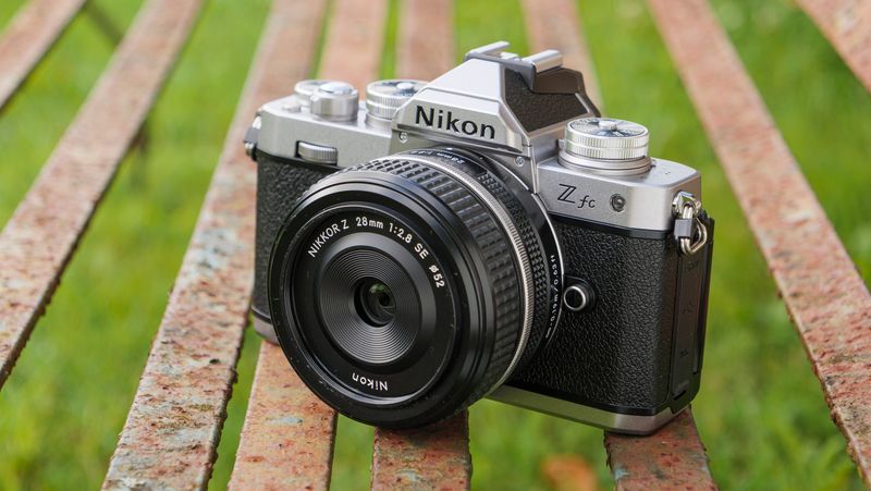 Nikon Z fc with Z 28mm f/2.8 SE