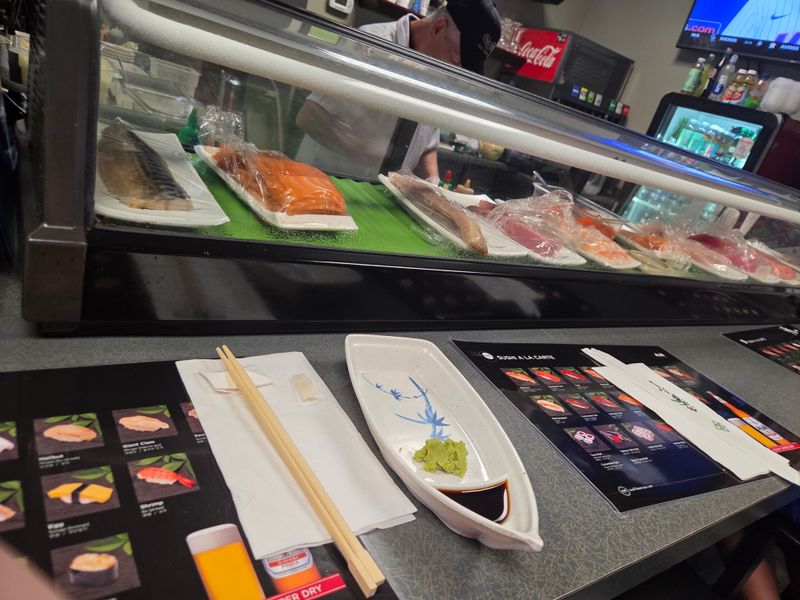 Sushi Ring (Everett)