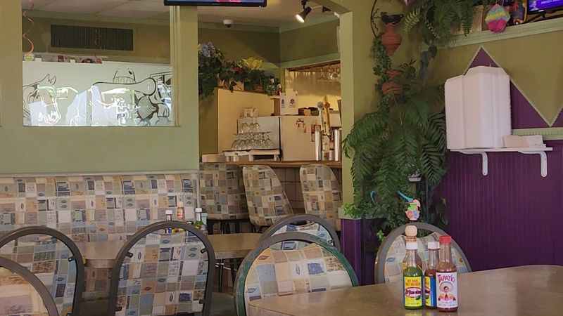 El Charrito, Mansfield