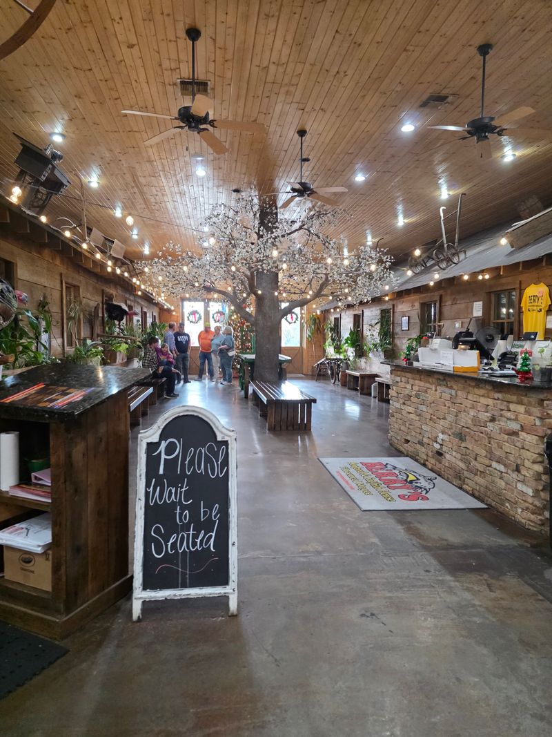 Berry’s Seafood & Catfish House – Florence (and also Magee)