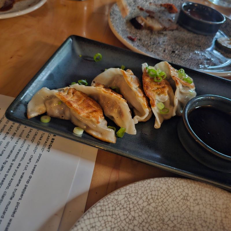 How to Build a Perfect Table of Five