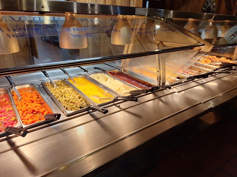 Gasthof Amish Village — Montgomery, IN