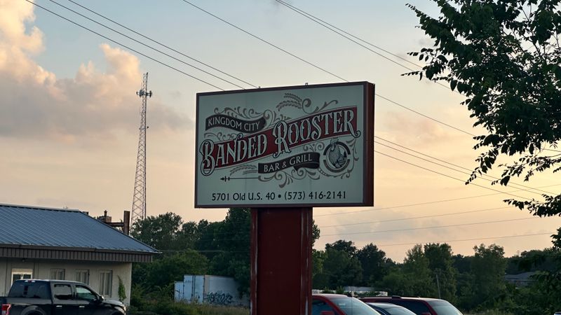 Banded Rooster Bar & Grill – Kingdom City