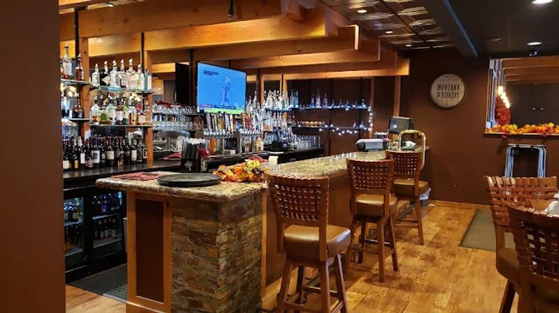 Friendly Service That Knows Your Order