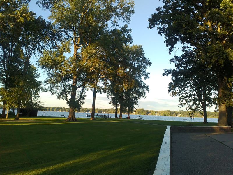 Picnic Perfect: Shaded Tables & Grills