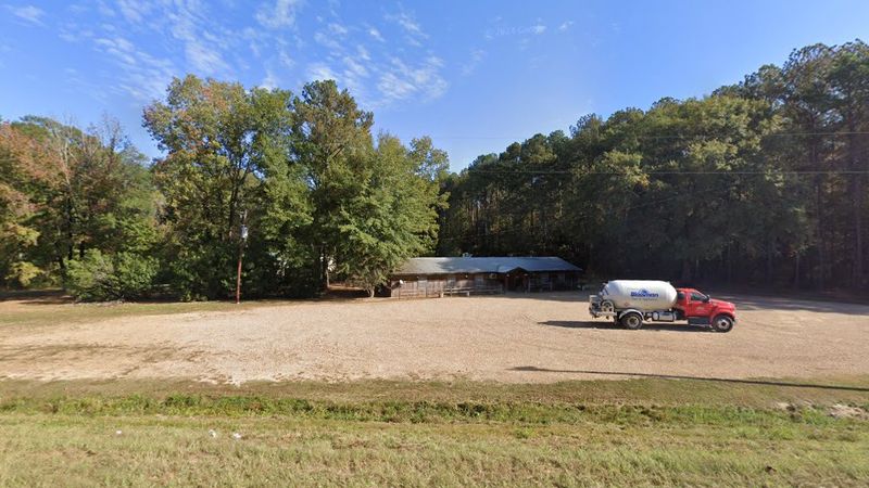 Easons Catfish House – Mendenhall