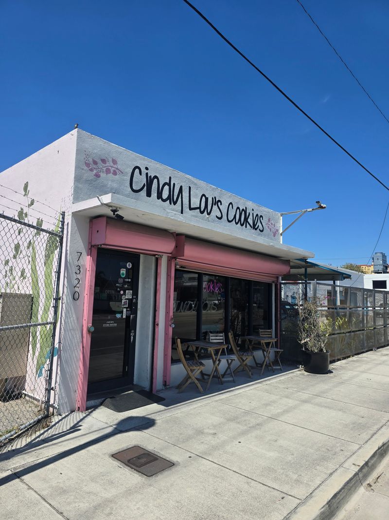 Cindy Lou's Cookies – Miami