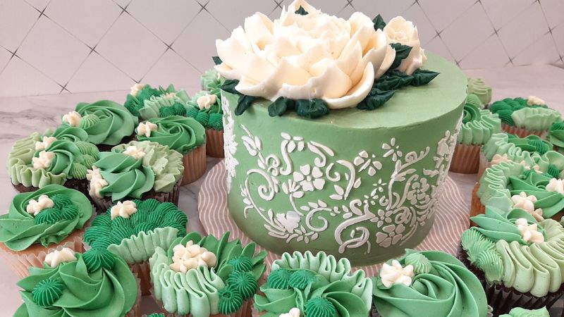 Mama H’s Sweets & Treats — Ayr