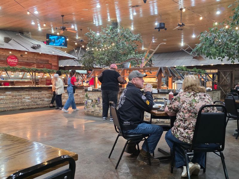 Berry’s Seafood & Catfish House Buffet Nights — Florence & Magee, MS
