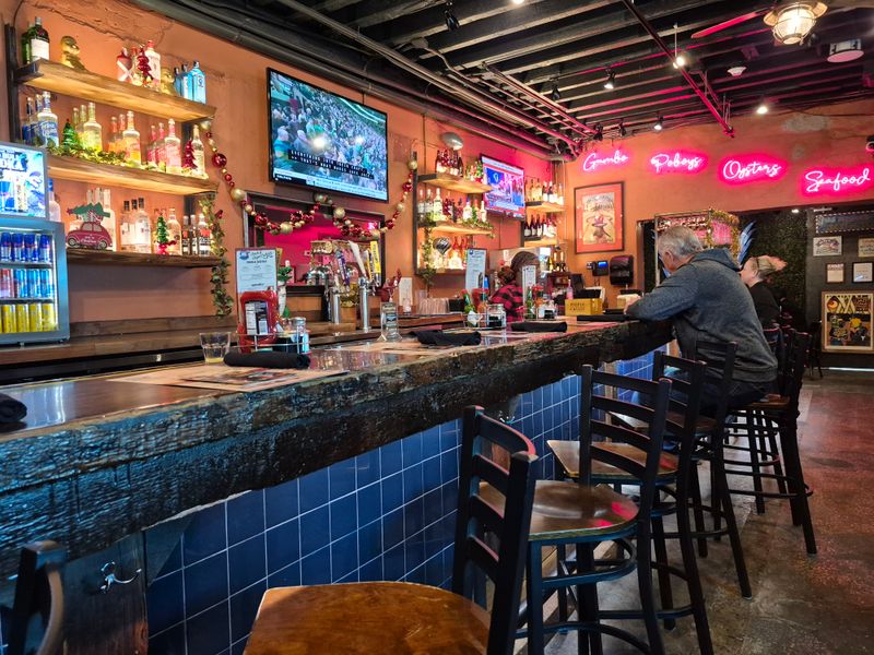 Late-Night Dining Until 1 AM