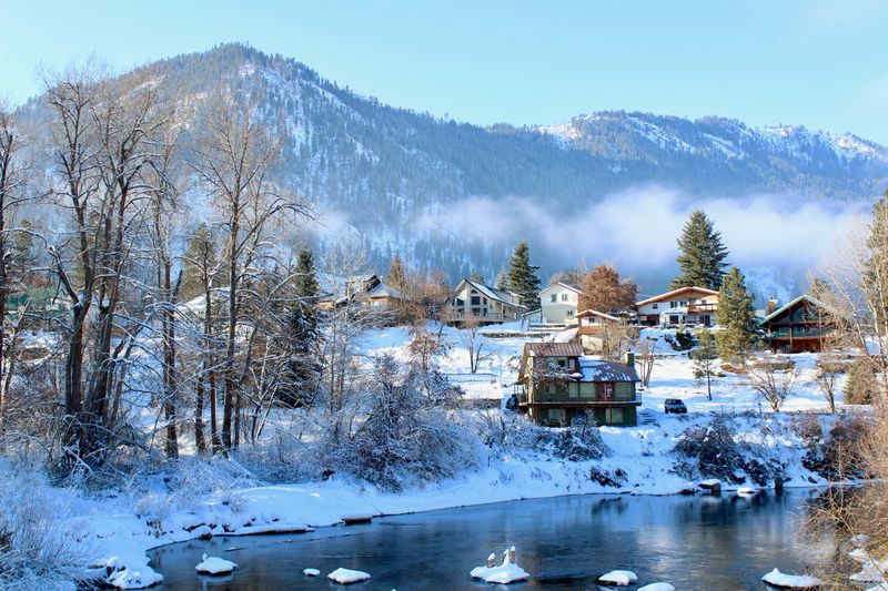 Practical Tips for a Smooth Visit