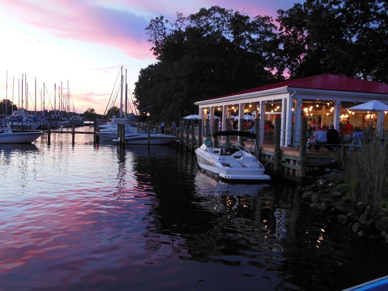 Maryland Crab Soup (A Go-To Crabmeat in a Bowl Order)