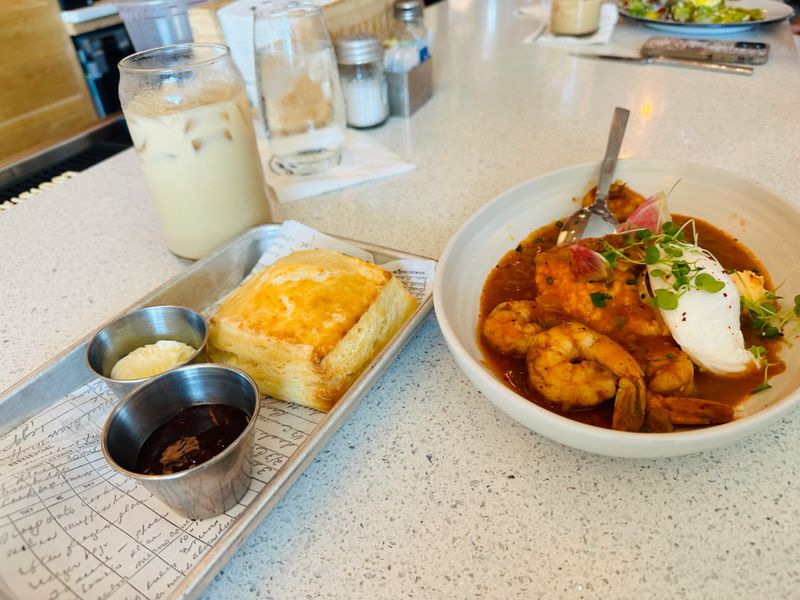Chicken and Biscuit With Gravy