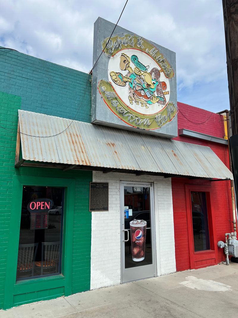 Pepe's & Mito's Mexican Café (Deep Ellum)