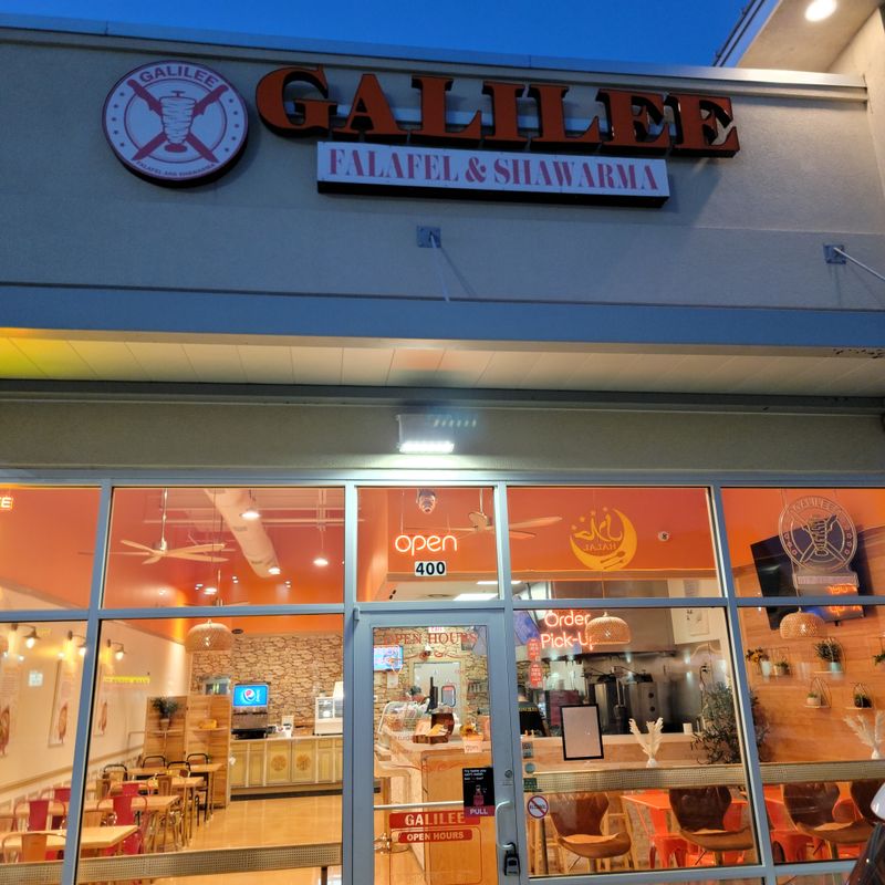 Insider Planning: Hours, Parking, and Contact