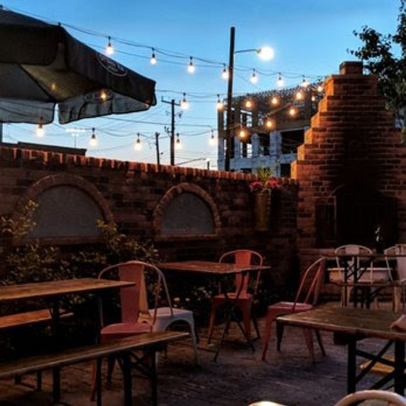 Patio Evenings on Michigan Ave