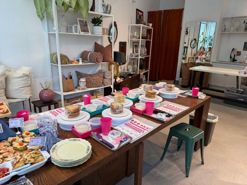 Cake-Wich Craft Bake Shop - Truxton Circle