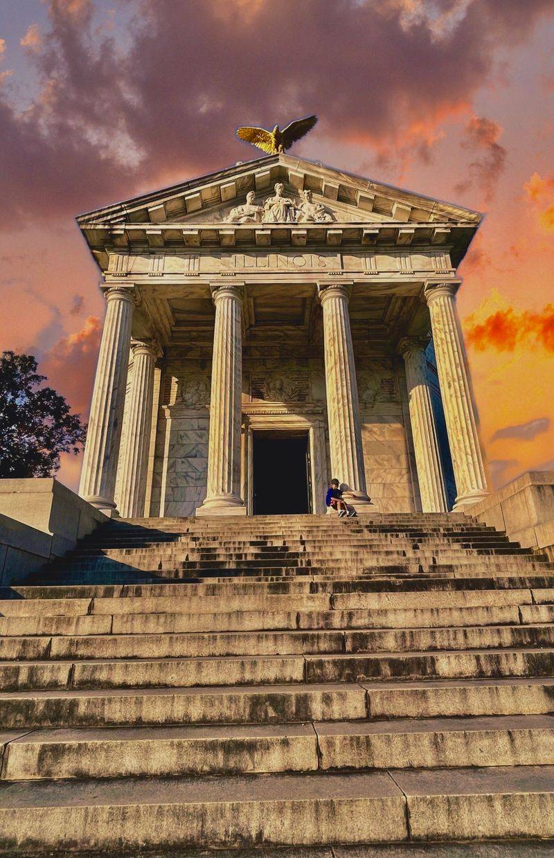 Explore the Old Courthouse Museum - Maps, Artifacts, and Bluff-Top Views