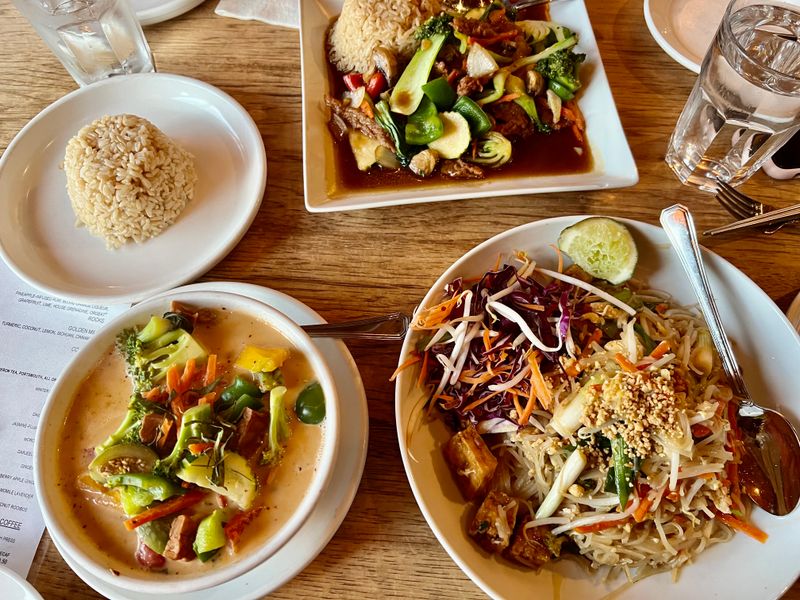 Refreshing Papaya Salad