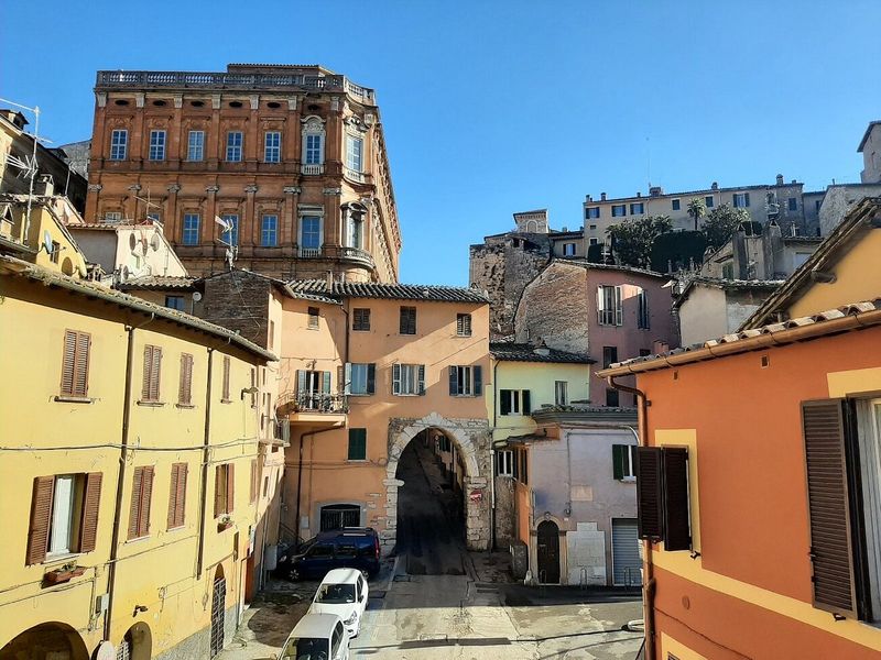 Browse Artisan Shops and Markets