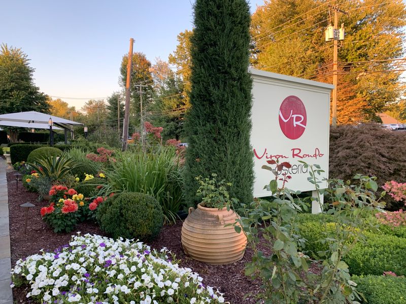 Reservations, Hours, and Parking Tips