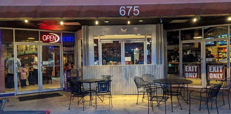 Asheville Pizza & Brewing Co. (North Asheville)