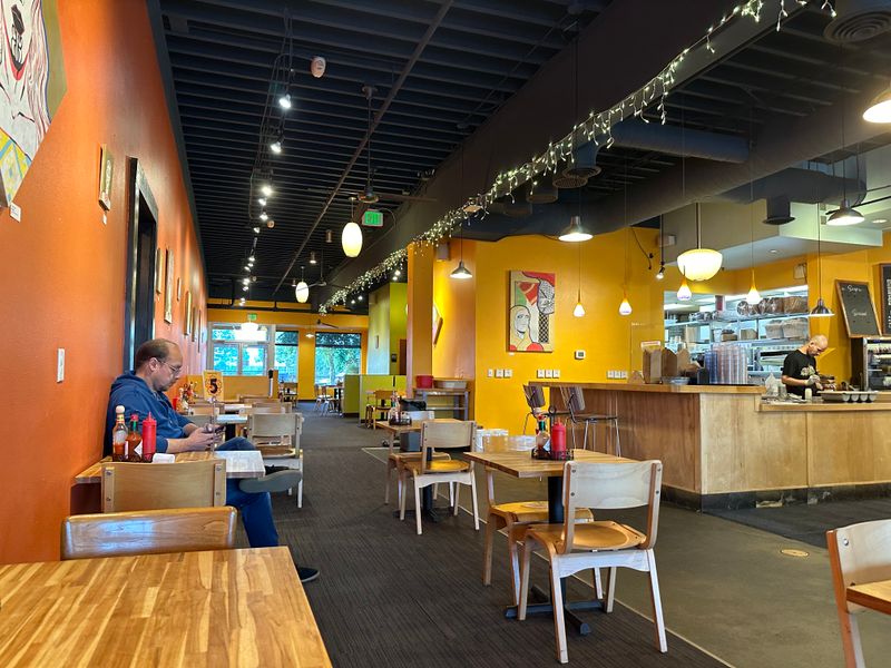 Middle Way Café – Anchorage
