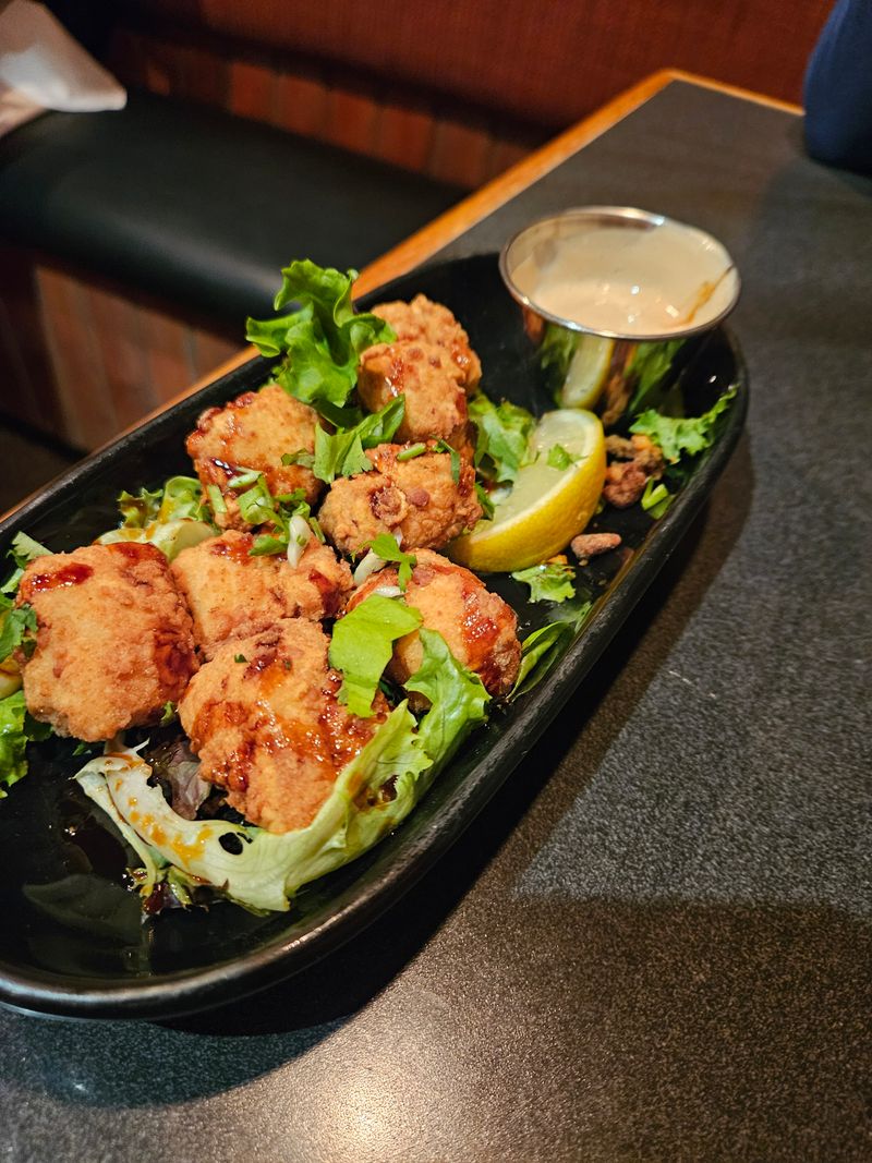 Crab Cakes That Earn Their Reputation