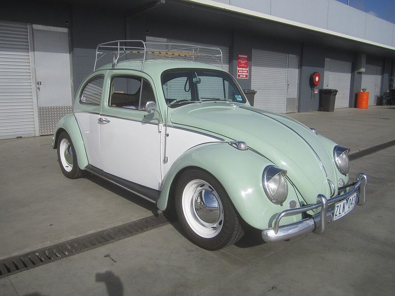 Volkswagen Beetle (1938)
