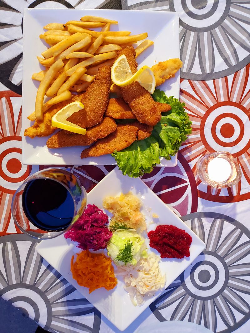 Crisp Breaded Fish Filet