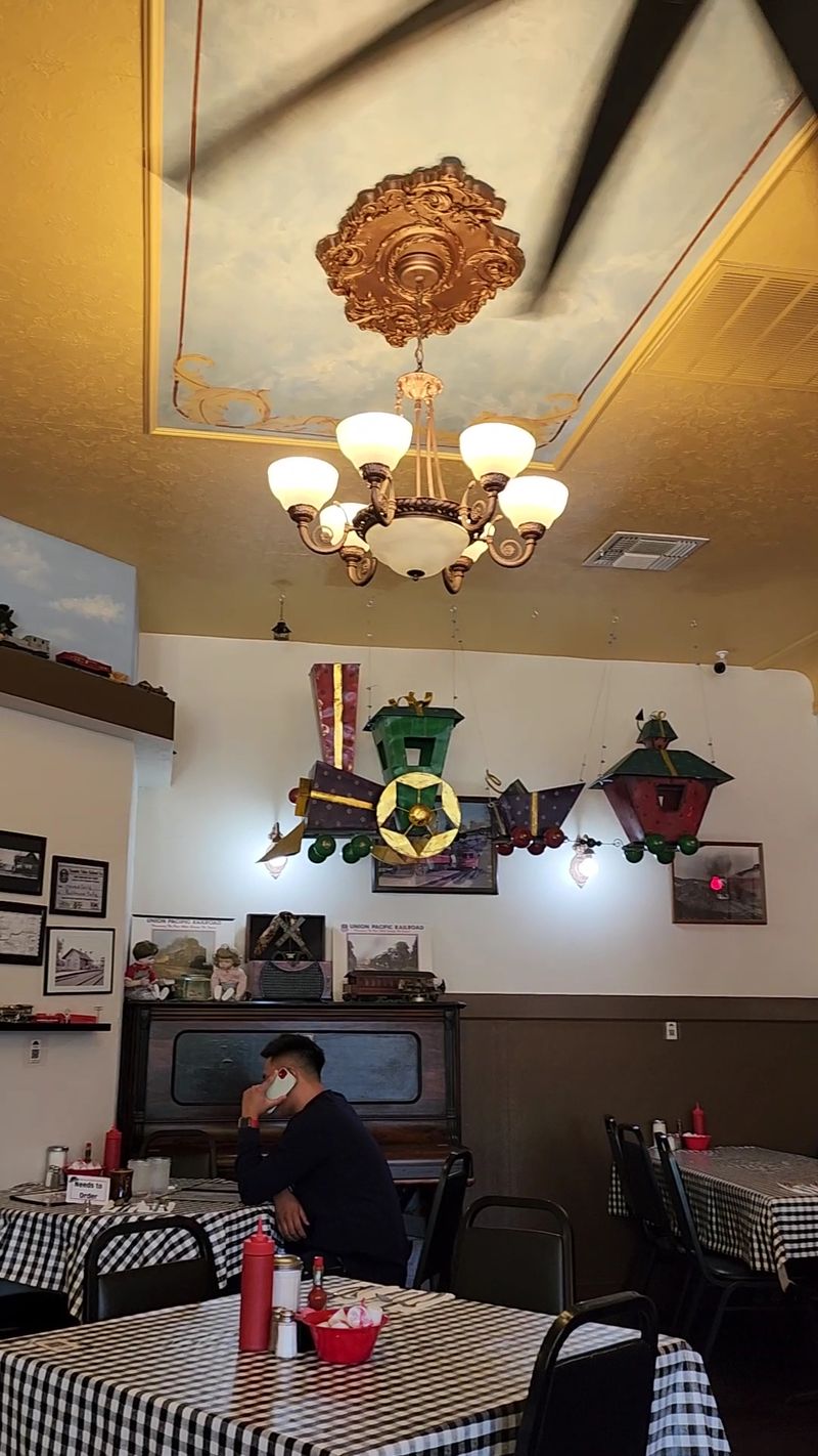 Cozy Train Themed Vibe