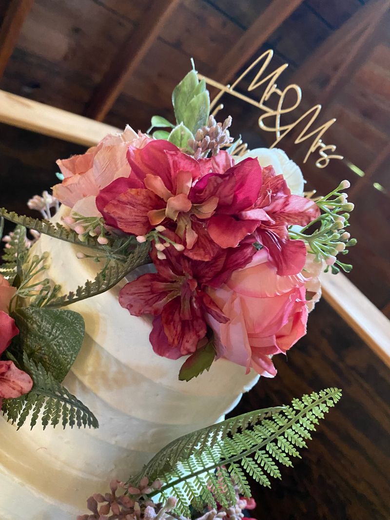 Due North GF Bakery & Goods — Hatton