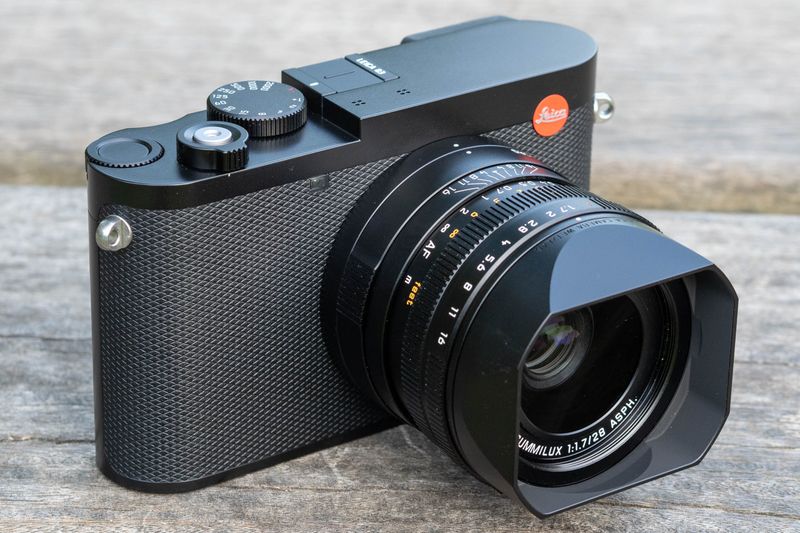 Leica Q3: premium compact with stellar files